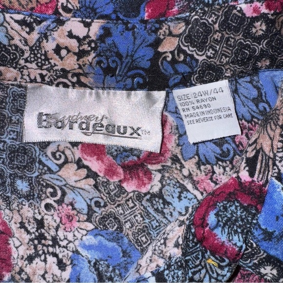 Women’s Sydney Bordeaux Size 24W/44 Rayon Rich Colored Floral Button Down Blouse - Picture 4 of 6